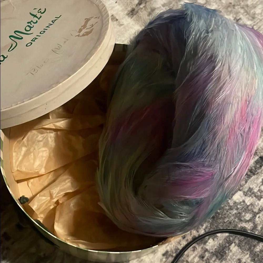 Christian Dior Feathered Hat - Picture 6 of 6